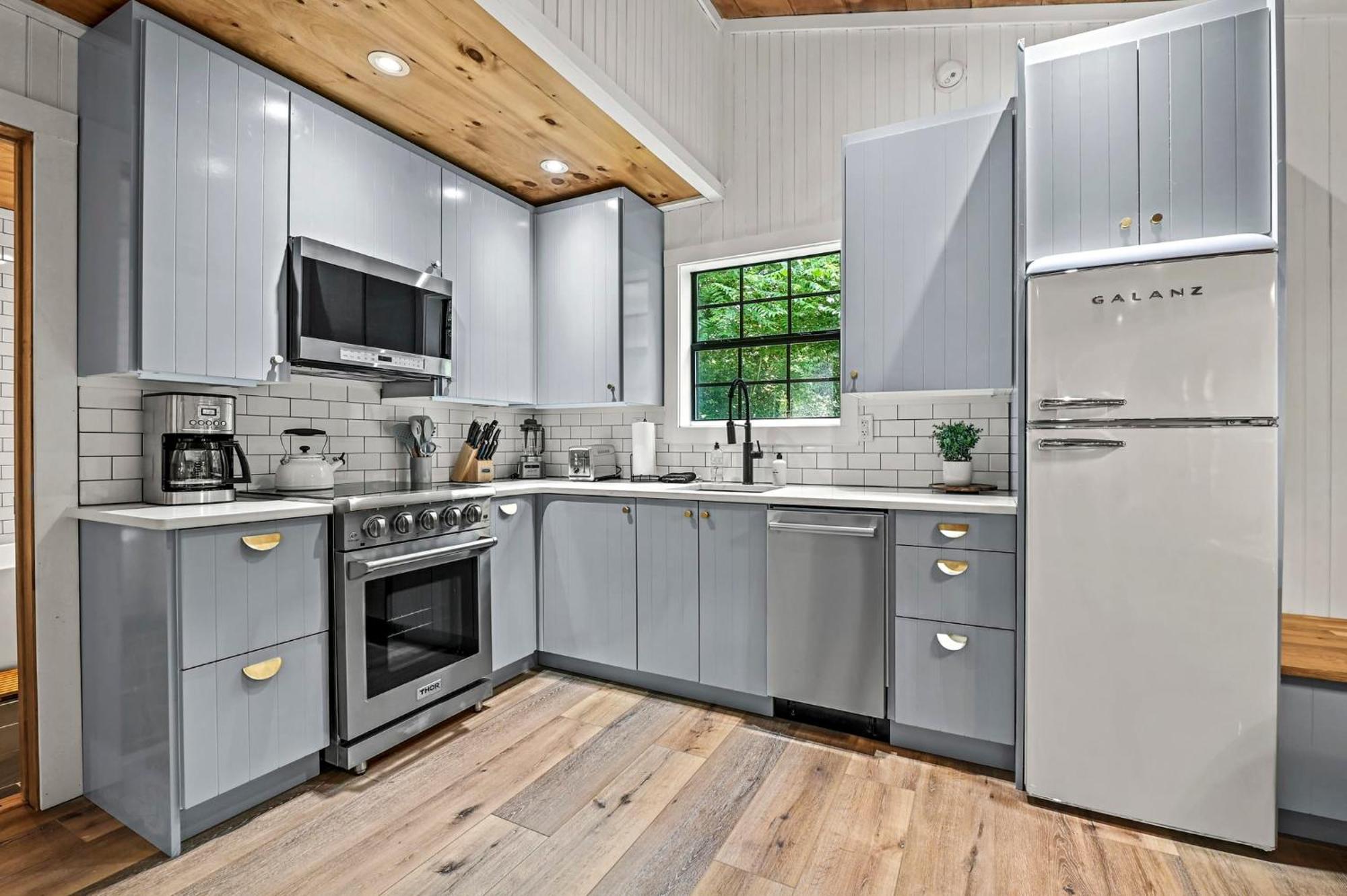Smoky Mountains Hut Tub Cabin Dog Friendly Sevierville Esterno foto