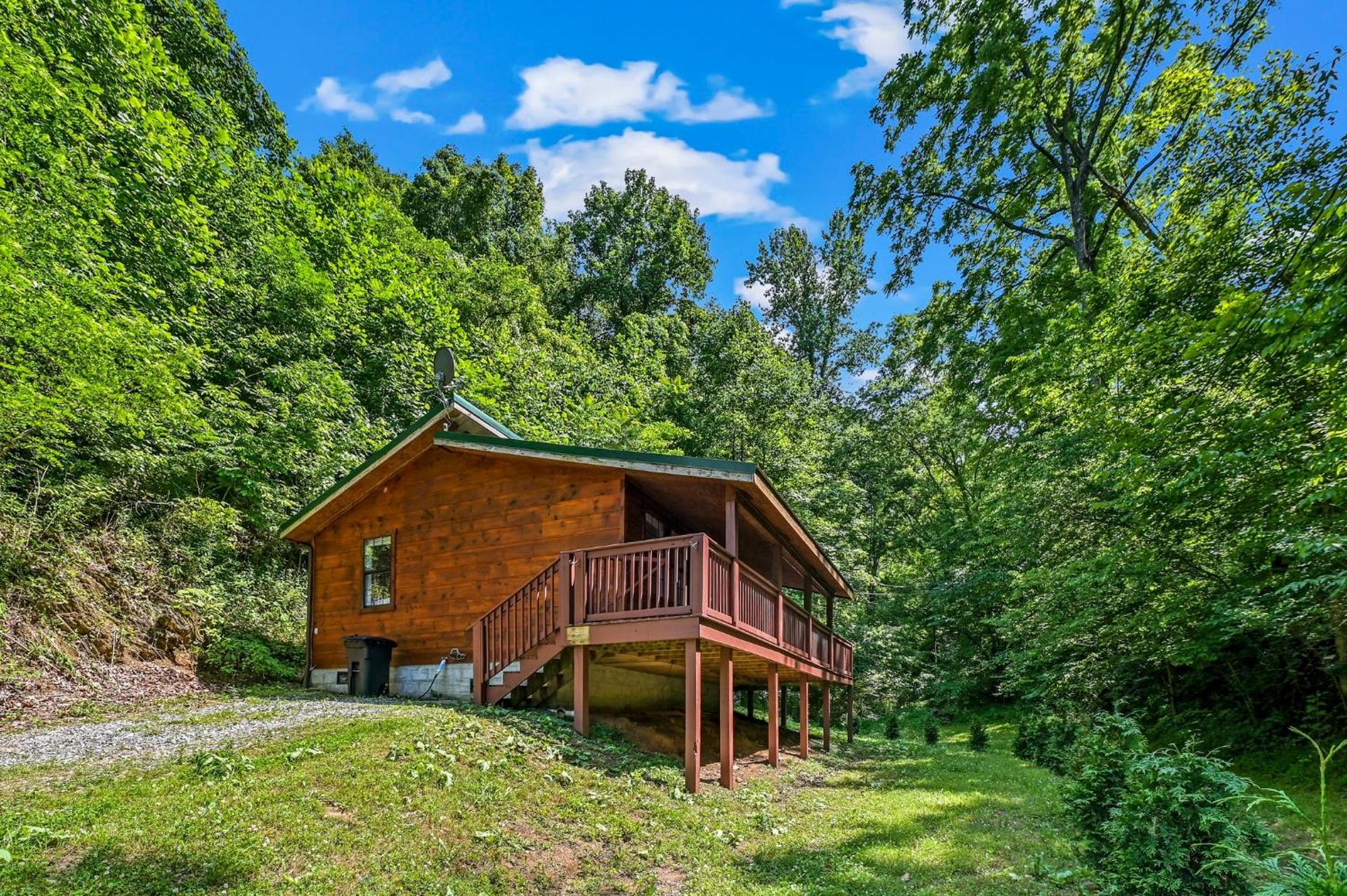 Smoky Mountains Hut Tub Cabin Dog Friendly Sevierville Esterno foto